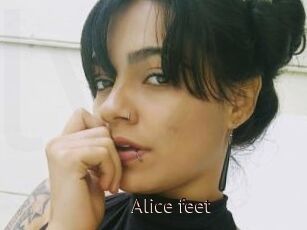 Alice_feet