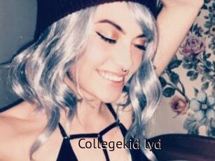 Collegekid_lyd