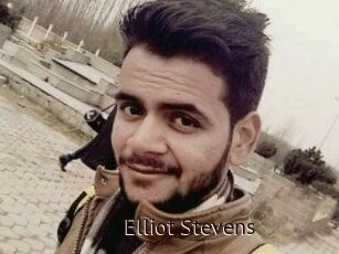 Elliot_Stevens