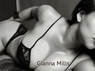 Gianna_Mills