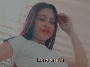 Luna_smith