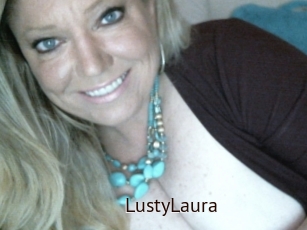 LustyLaura