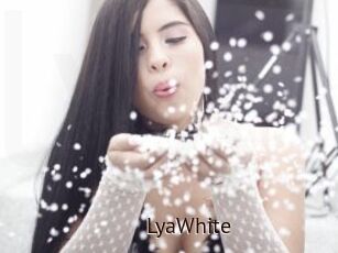 LyaWhite