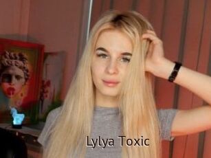 Lylya_Toxic