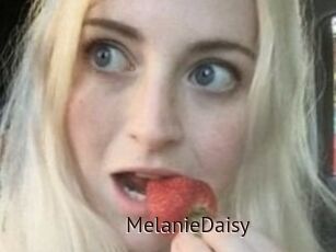 Melanie_Daisy