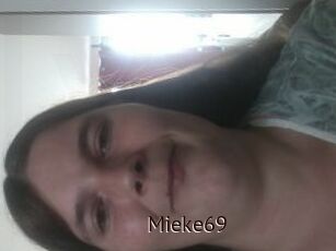 Mieke69