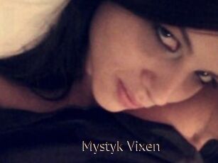 Mystyk_Vixen