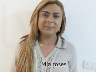 Mia_roses