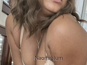 Naomiplum