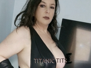 TITANIC_TITS