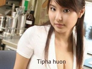 Tipha_huon