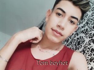 Tom_boyhot