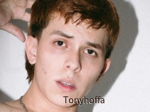 Tonyhoffa