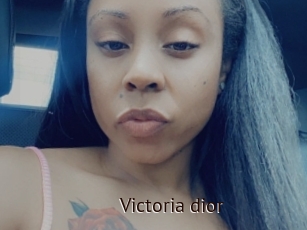 Victoria_dior