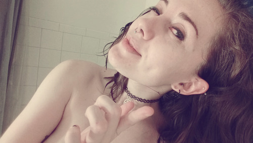 livid lotus: did you know I can’t wink and my hands are awkward... LiveXXX webcams girls cam girl tumblr o11dbgnaVq1sh4324o1 500 webcam chat girls